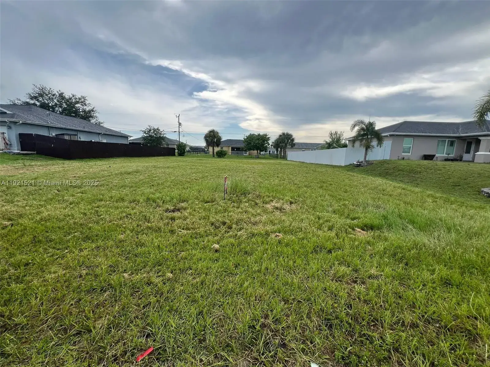 2118 NE 5th ave, Cape Coral FL 33909 photo 5