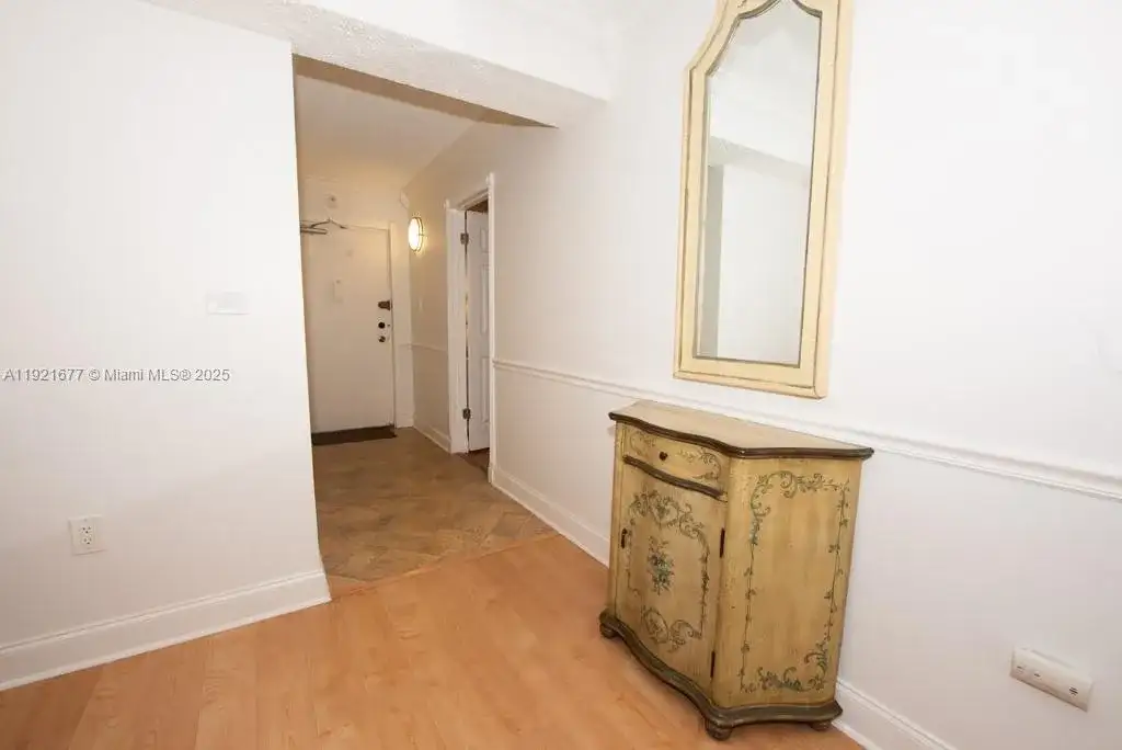 201 178th Dr # 323, Sunny Isles Beach FL 33160 photo 3
