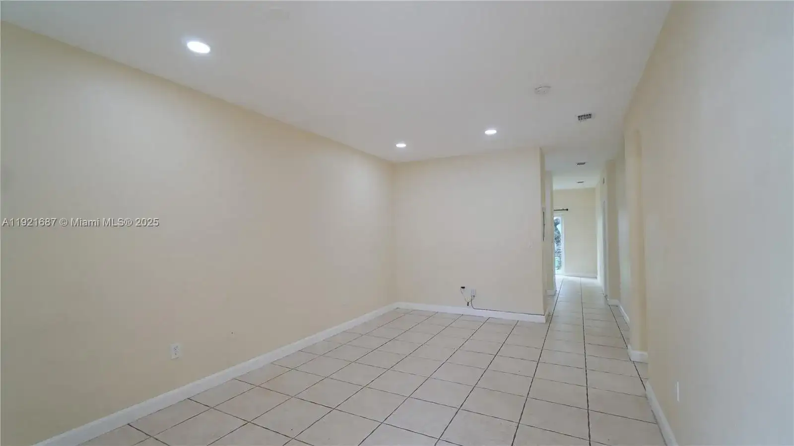 1535 SE 26th St # 103, Homestead FL 33035 photo 2