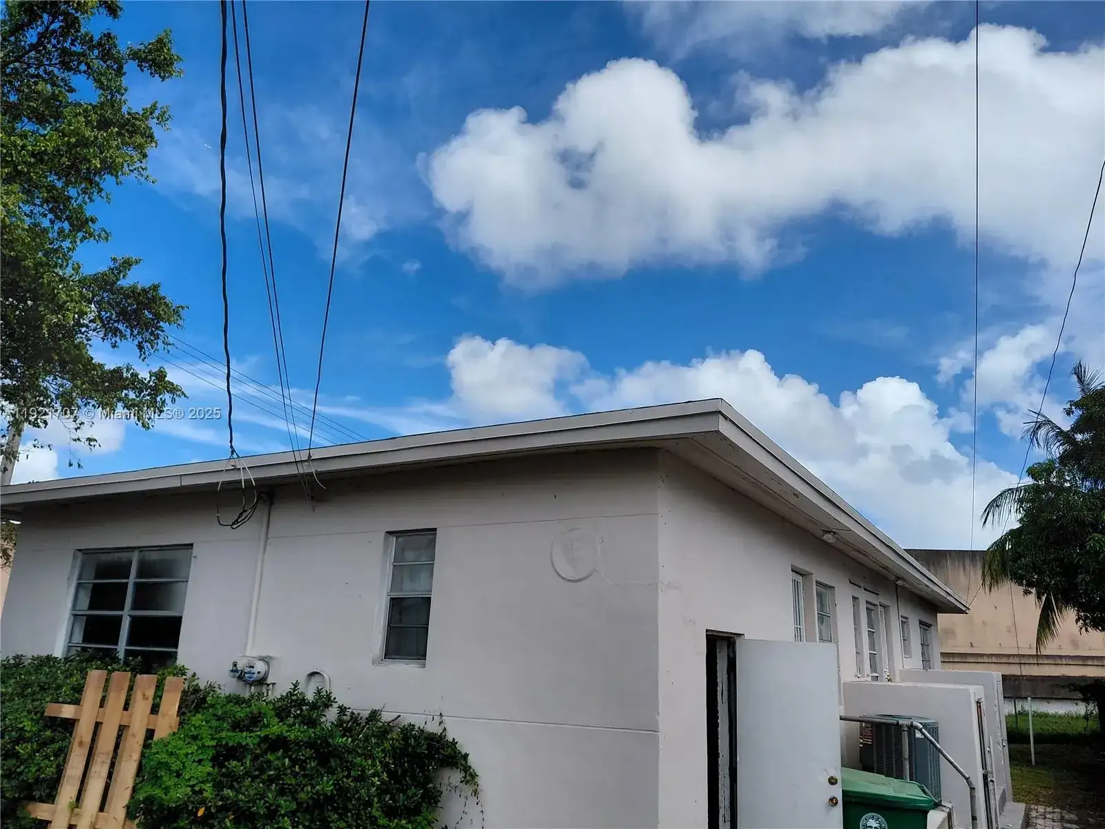 640 NW 77th St # 1, Miami FL 33150 photo 3