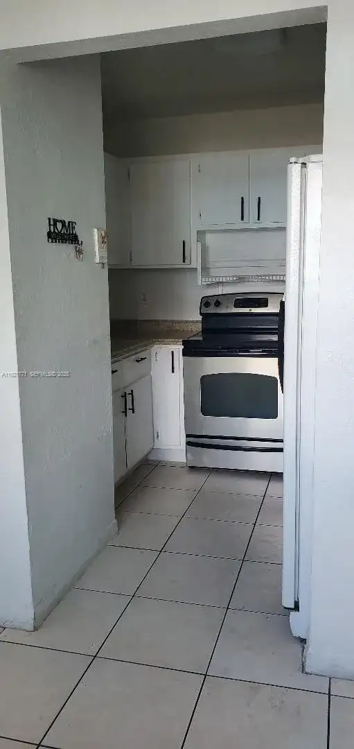 5702 W 26th Ave # 5702, Hialeah FL 33016 photo 2