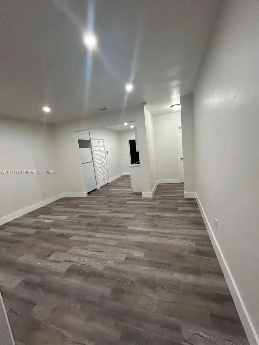 2931 NW 47th St # 2931, Miami FL 33142 photo 4