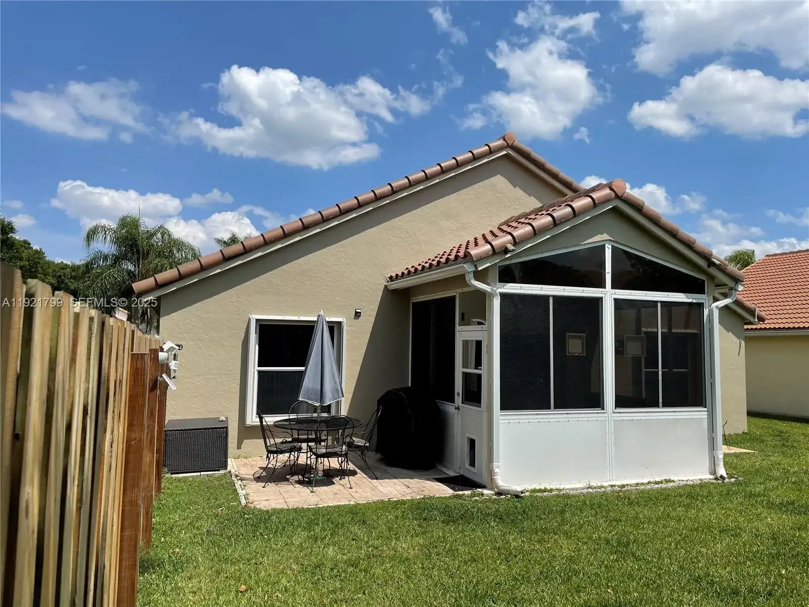 1972 Oak Berry Cir # 1972, Wellington FL 33414 photo 2