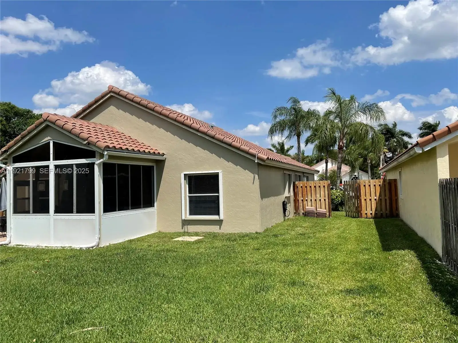 1972 Oak Berry Cir # 1972, Wellington FL 33414 photo 3