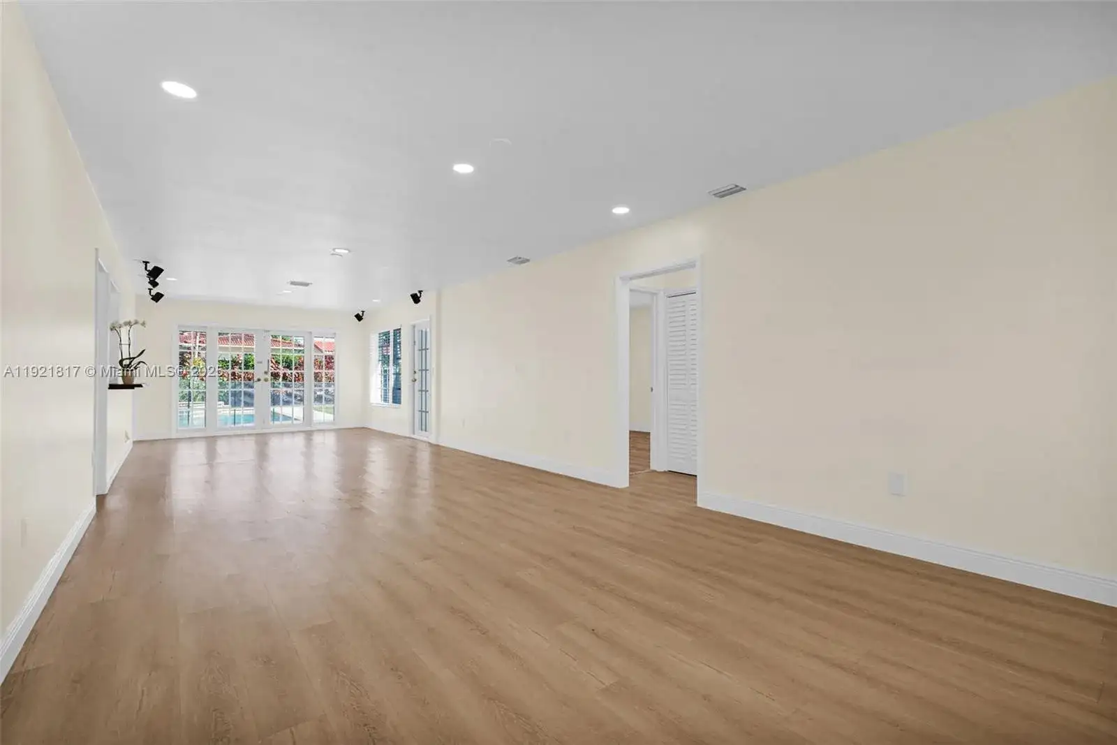 5781 SW 25th St, Miami FL 33155 photo 5