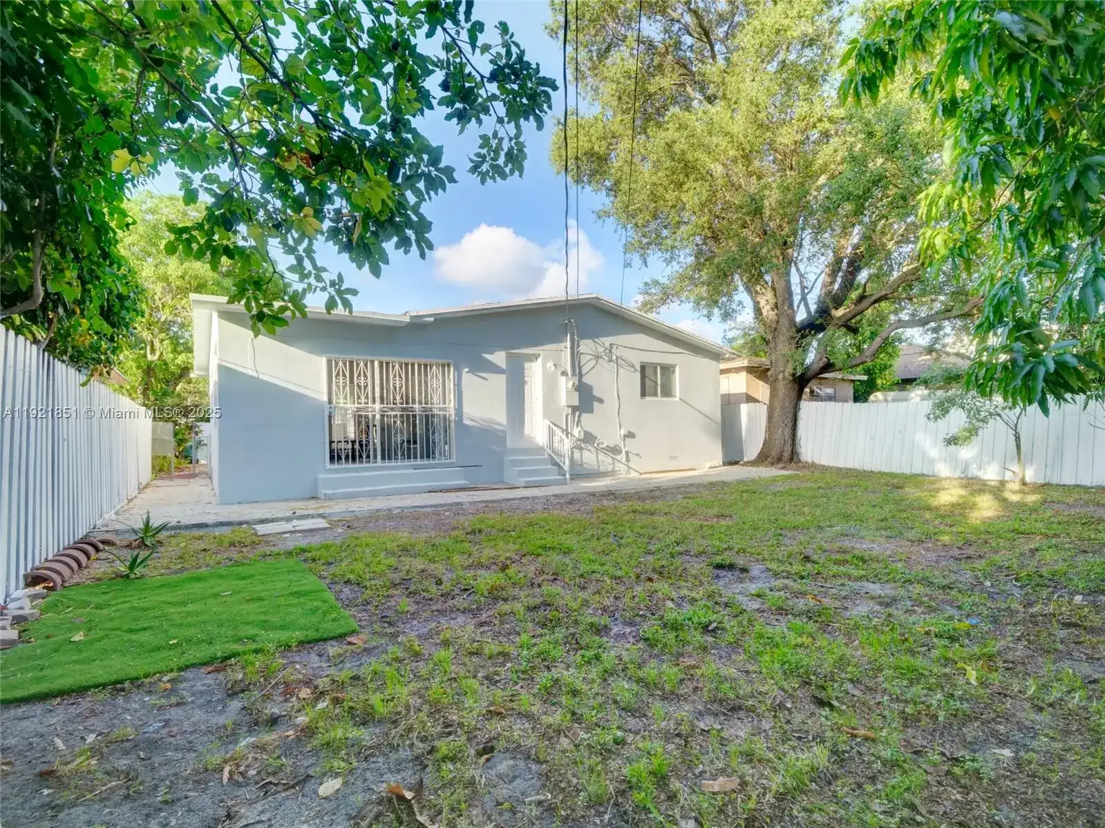 1141 NW 75th St, Miami FL 33150 photo 3