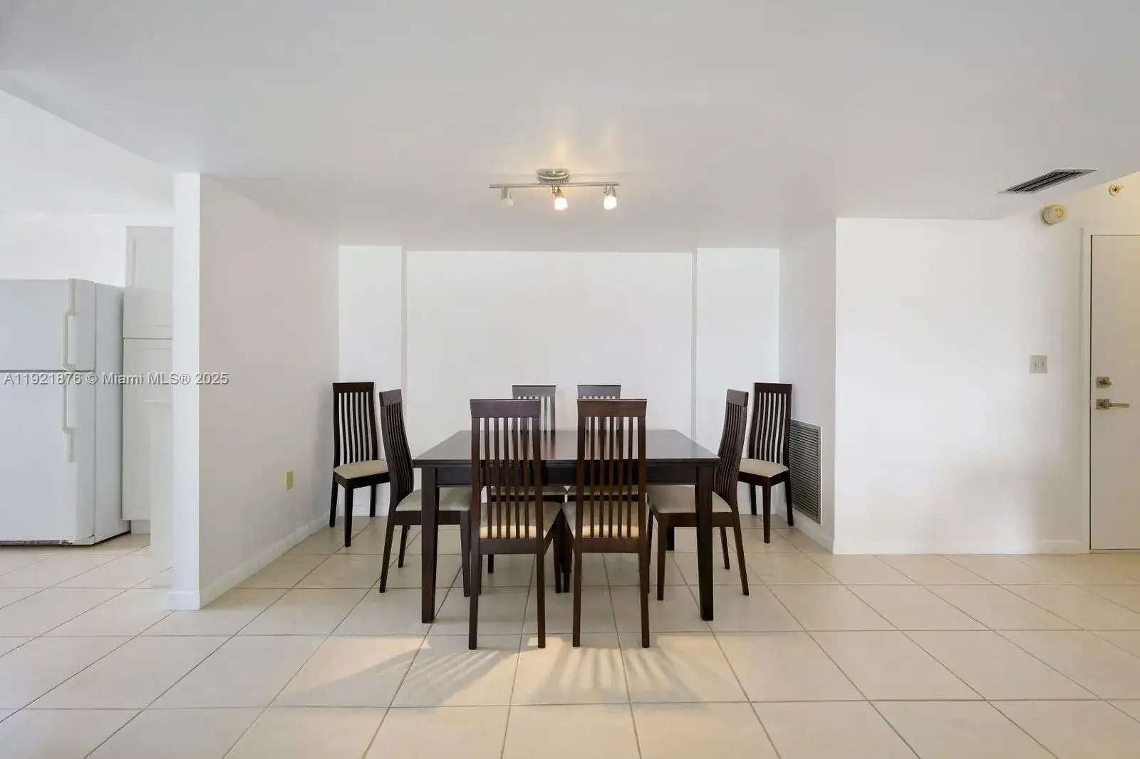 2851 NE 183rd St # 502E, Aventura FL 33160 photo 2
