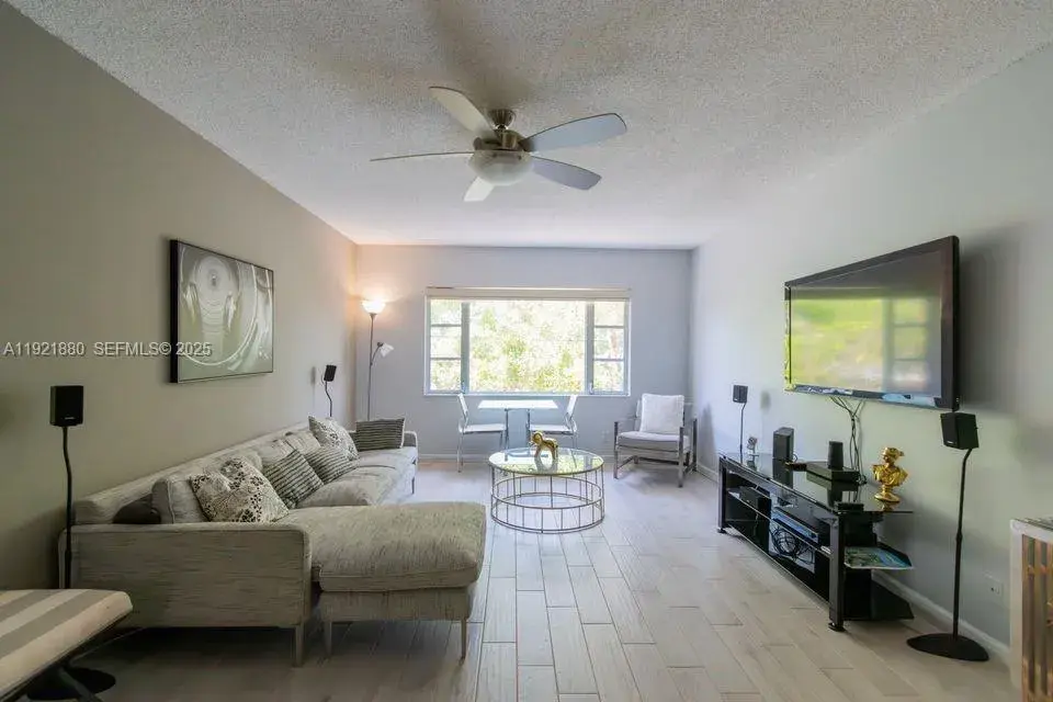 5840 NE 22nd Way # 728, Fort Lauderdale FL 33308