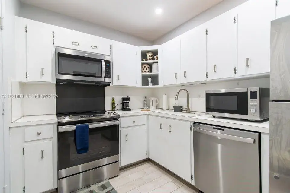 5840 NE 22nd Way # 728, Fort Lauderdale FL 33308