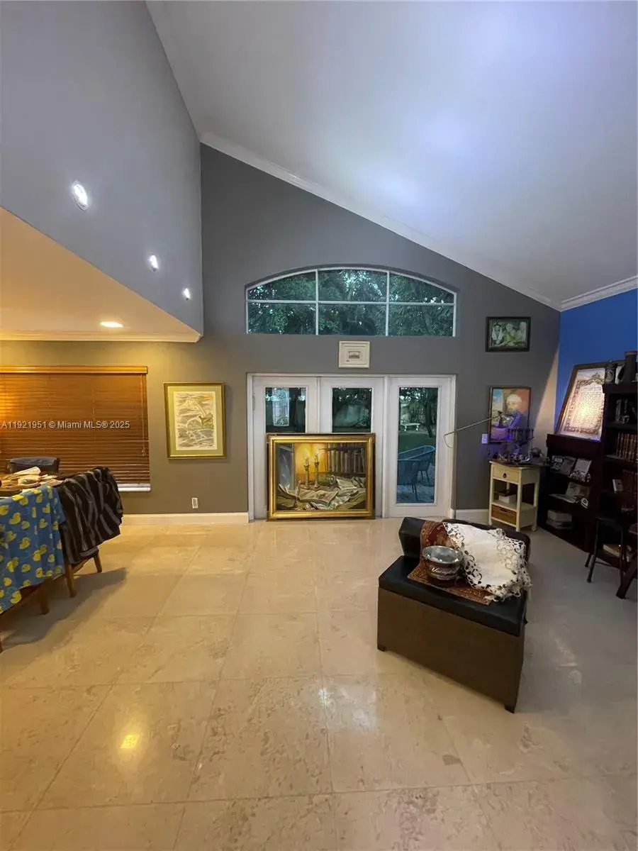 3486 SW 51st St, Hollywood FL 33312