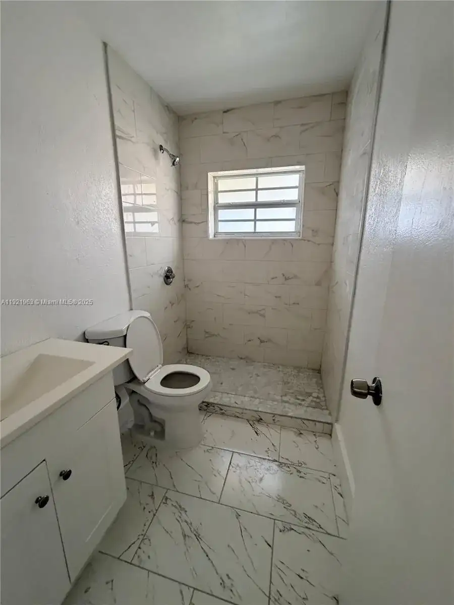 1320 SW 11th Ave # A, Deerfield Beach FL 33441 photo 4