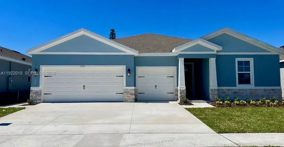 1717 bull hill rd, Kissimmee FL 34744