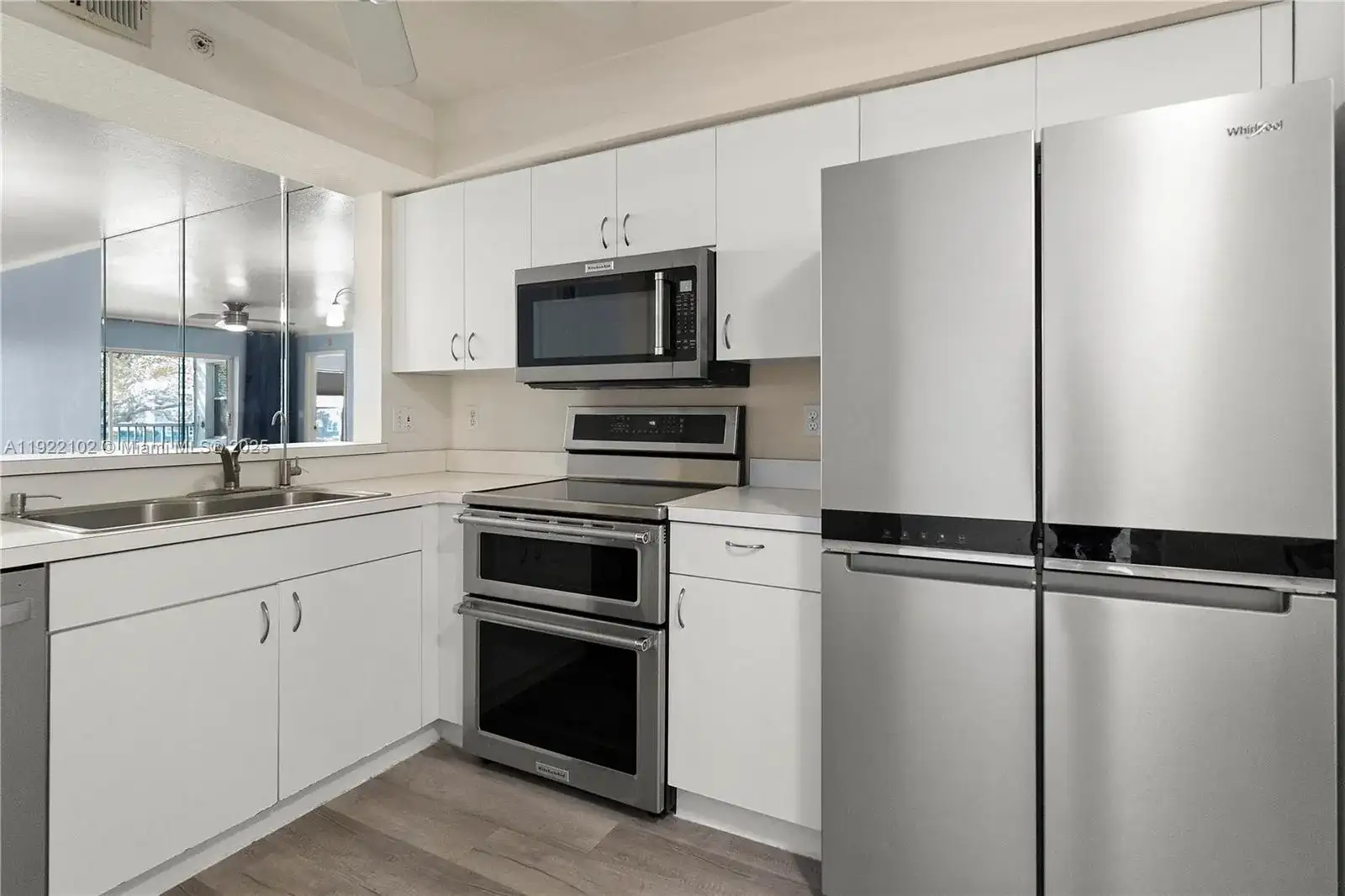 9610 VICTORIA LANE # D202, Naples FL 34109 photo 3