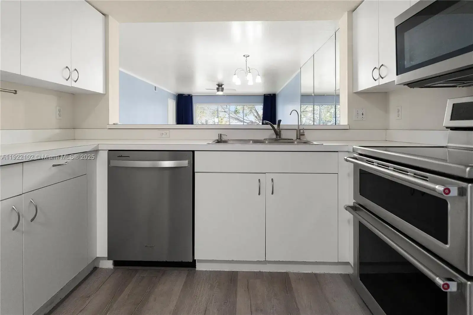 9610 VICTORIA LANE # D202, Naples FL 34109 photo 4