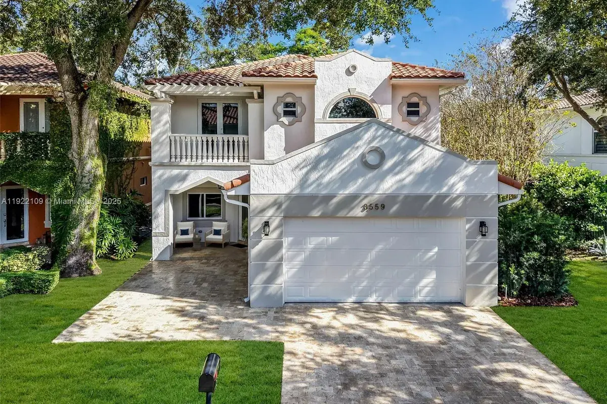 3559 Forest View Cir, Dania Beach FL 33312