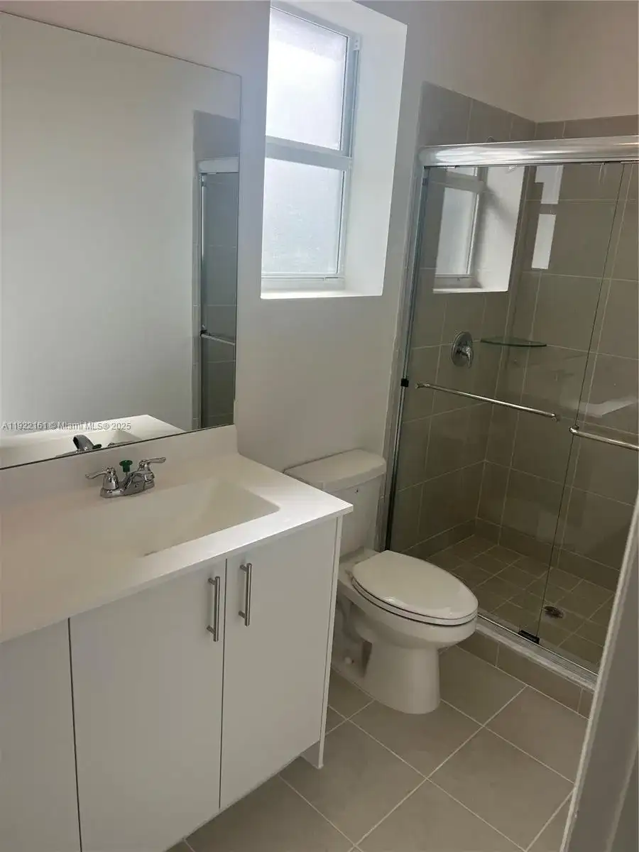 2630 SE 27th Ct, Homestead FL 33035 photo 5