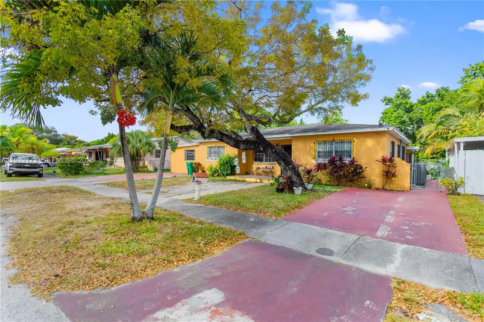 1341 NW 132nd St, Miami FL 33167 photo 4