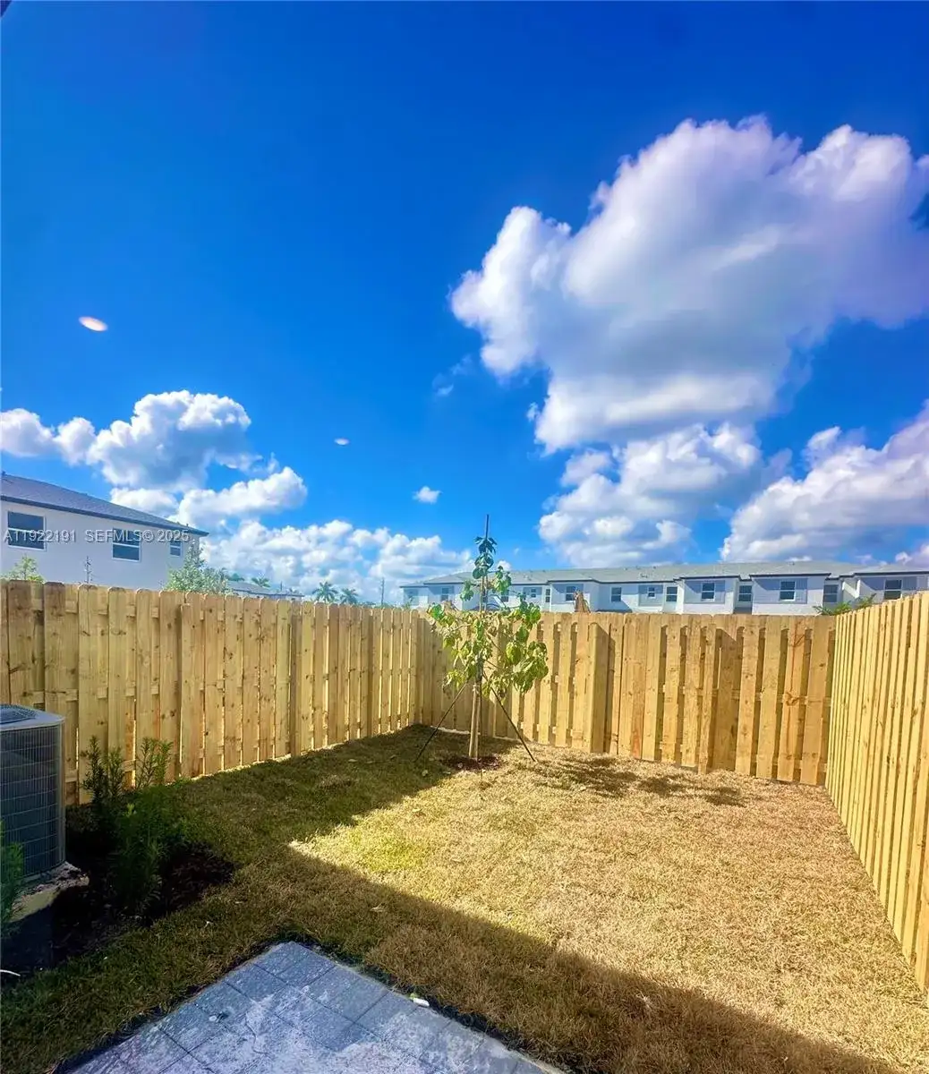 26832 SW 121 ave # 26832, Miami FL 33032 photo 5