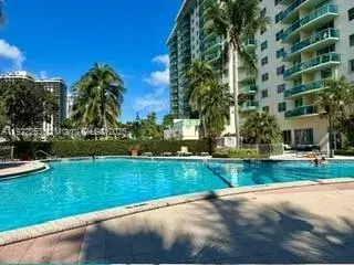 19390 Collins Ave # 414, Sunny Isles Beach FL 33160