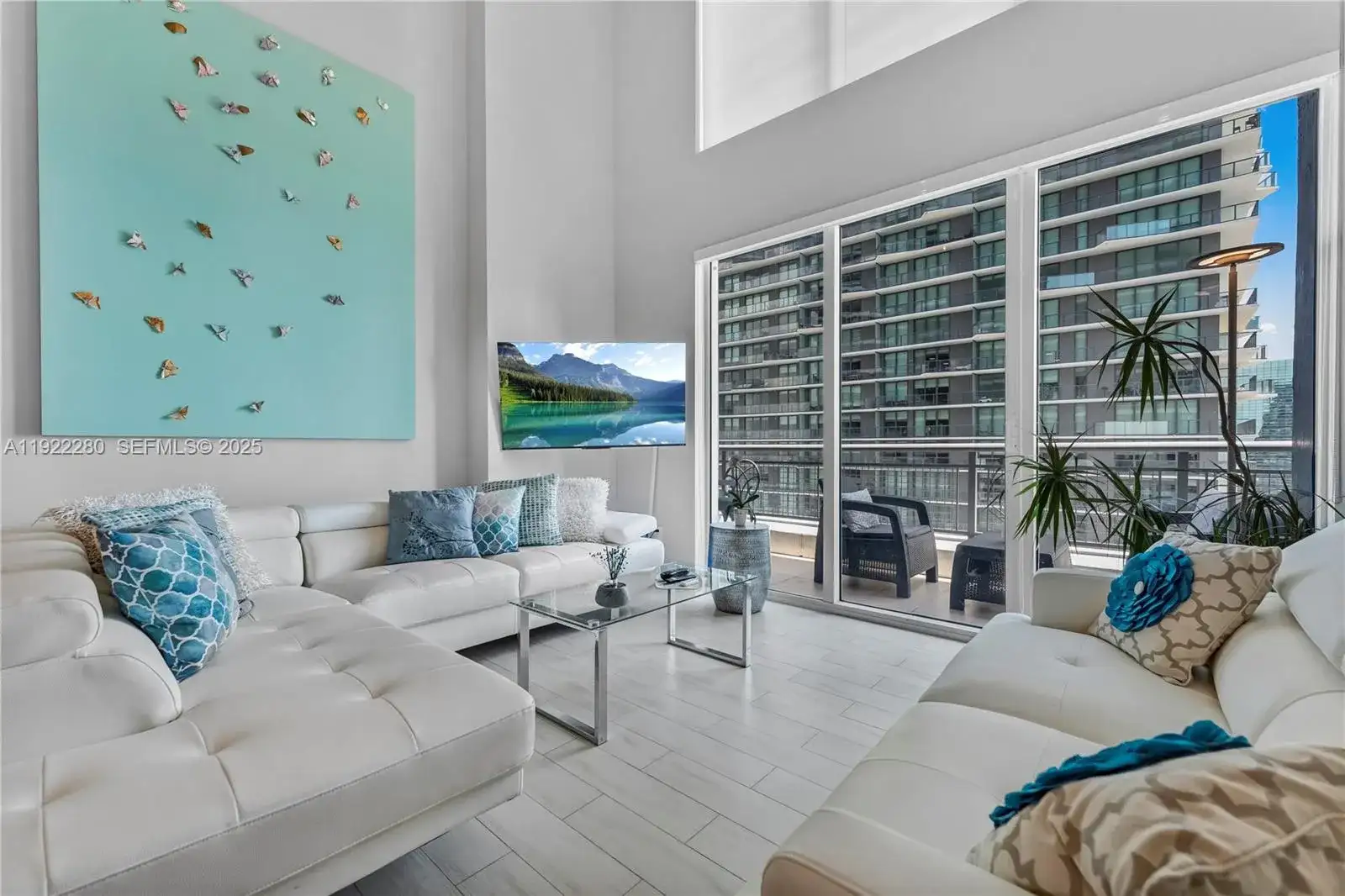 60 SW 13th St # 3604, Miami FL 33130 photo 4