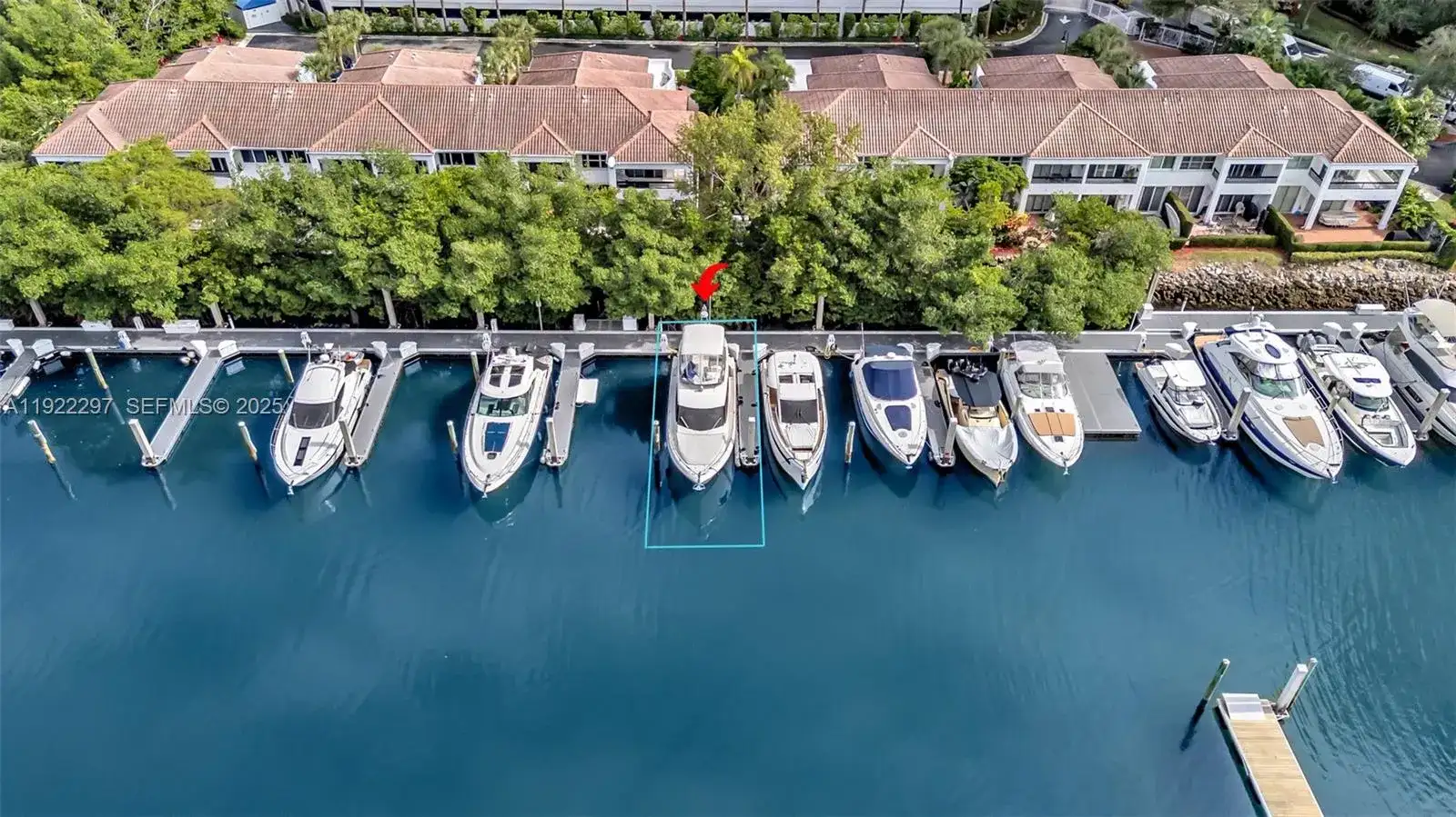 3575 Mystic Pointe Dr # 34, Aventura FL 33180 photo 5