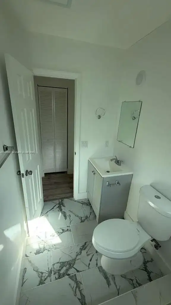 935 Jefferson Ave # 11, Miami Beach FL 33139 photo 3