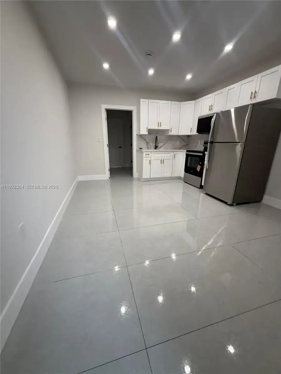 935 Jefferson Ave # 4, Miami Beach FL 33139 photo 3
