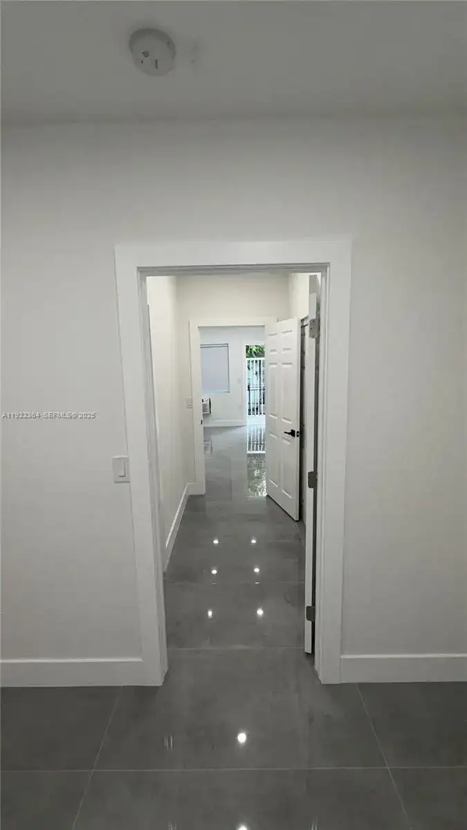 935 Jefferson Ave # 4, Miami Beach FL 33139 photo 5