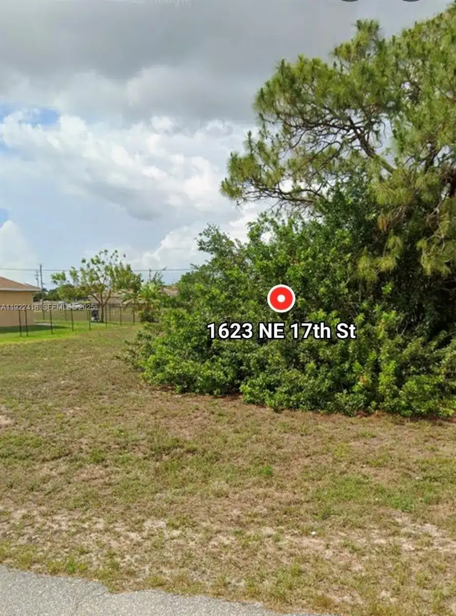 1623 NE 17th ST, Cape Coral FL 33909 photo 4
