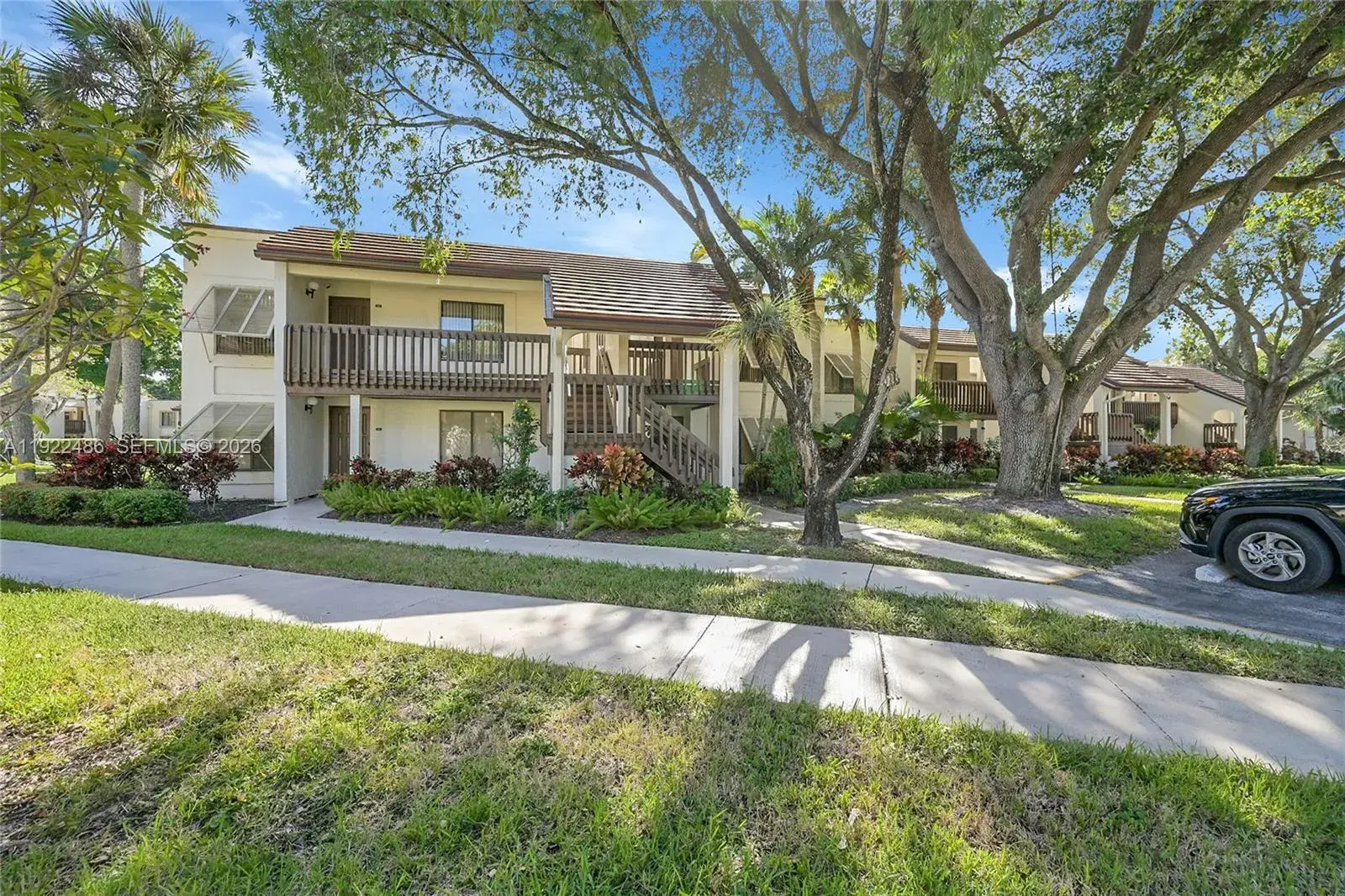 10187 Mangrove Dr # 201, Boynton Beach FL 33437