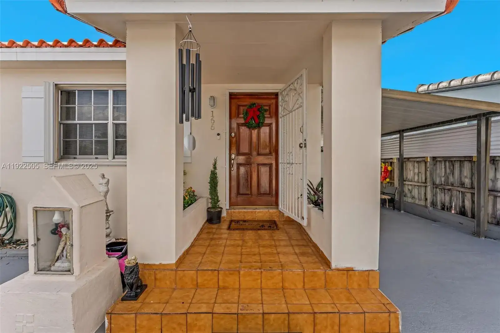 166 E 15th St, Hialeah FL 33010 photo 4