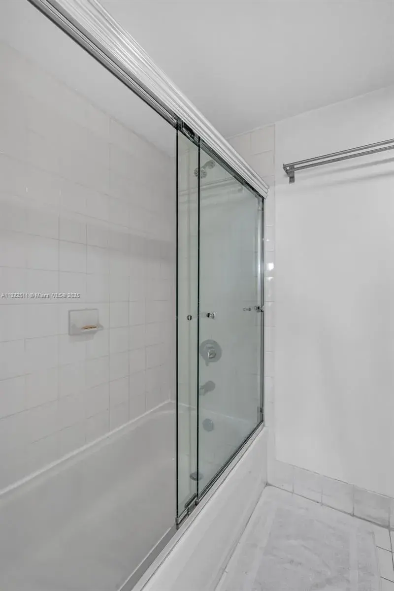 816 NW 11th St # 607, Miami FL 33136