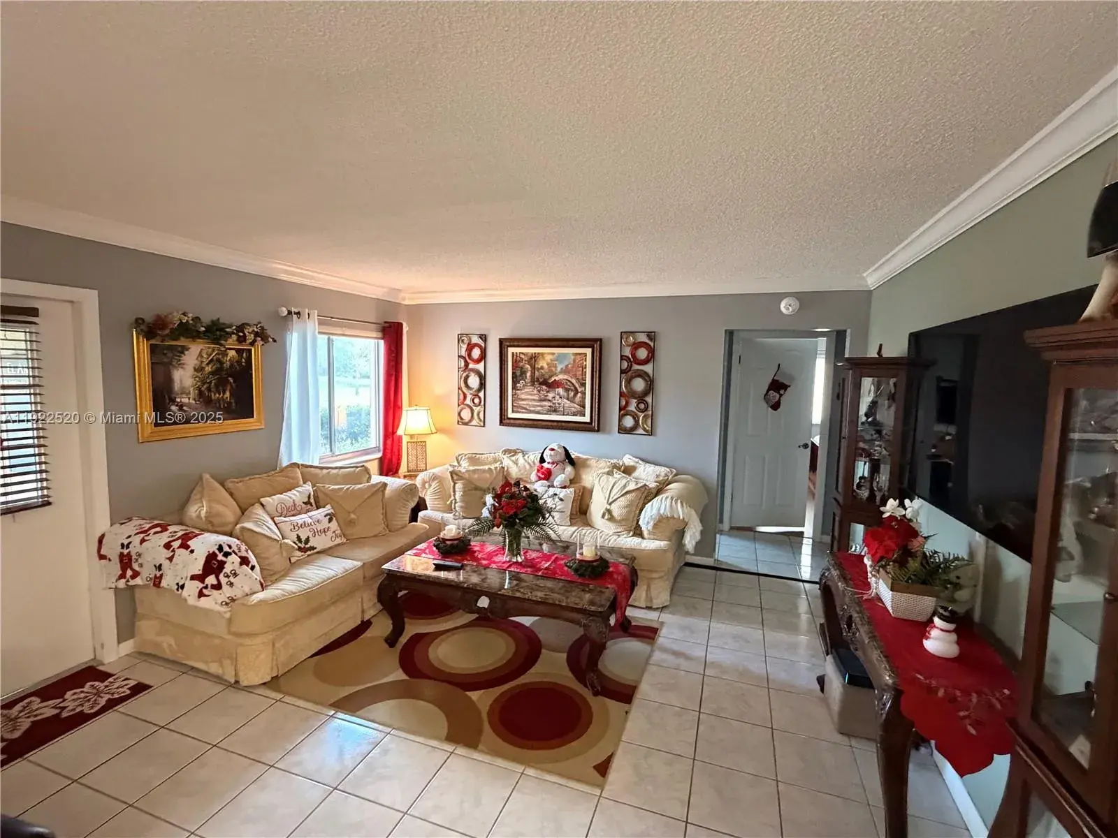 434 Pine Glen Ln # 1, Green Acres FL 33463