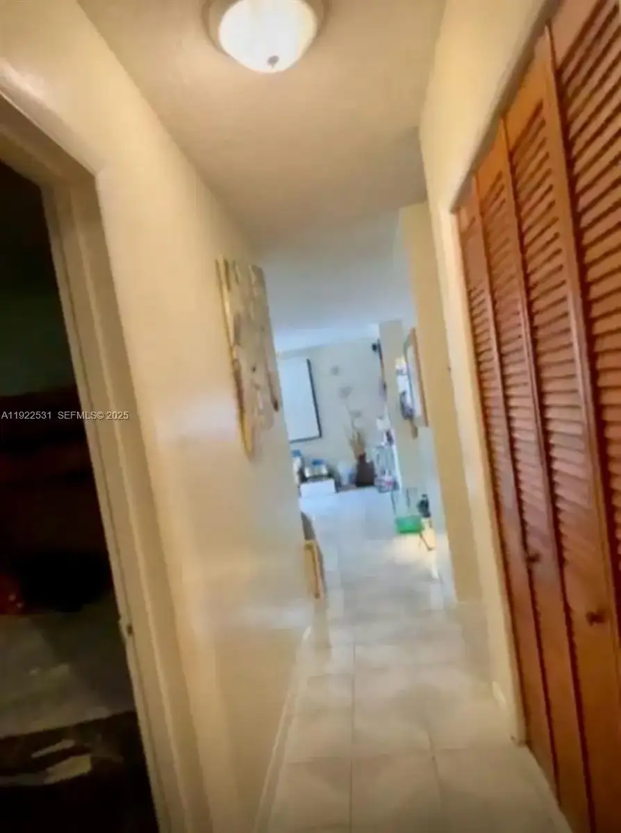 1225 NW 189th Ter, Miami Gardens FL 33169 photo 4