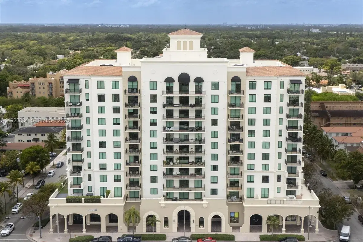 1300 Ponce De Leon Blvd # 808, Coral Gables FL 33134