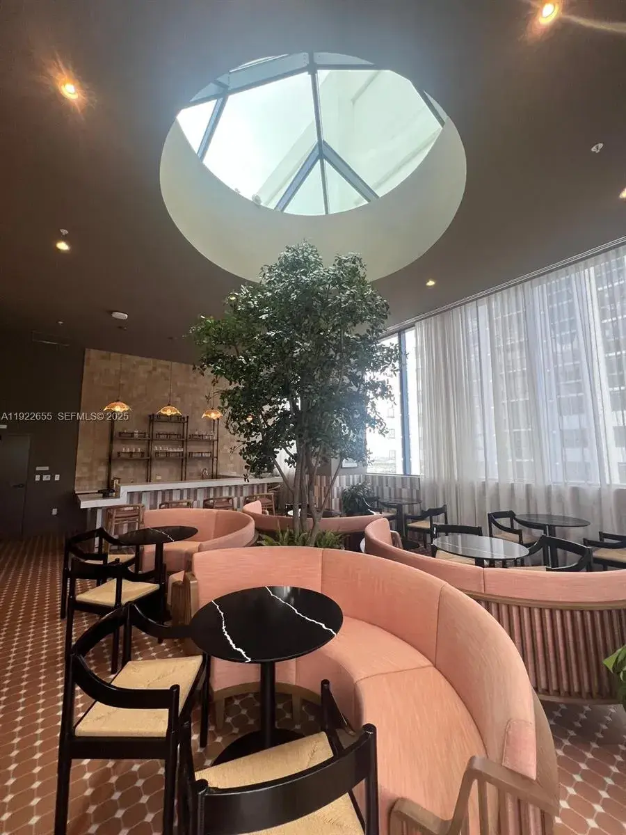 11 NE 6 ST # 2709, Miami FL 33132