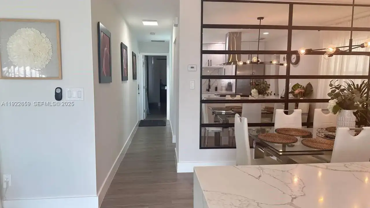 4455 NW 18th Ter, Oakland Park FL 33309 photo 5