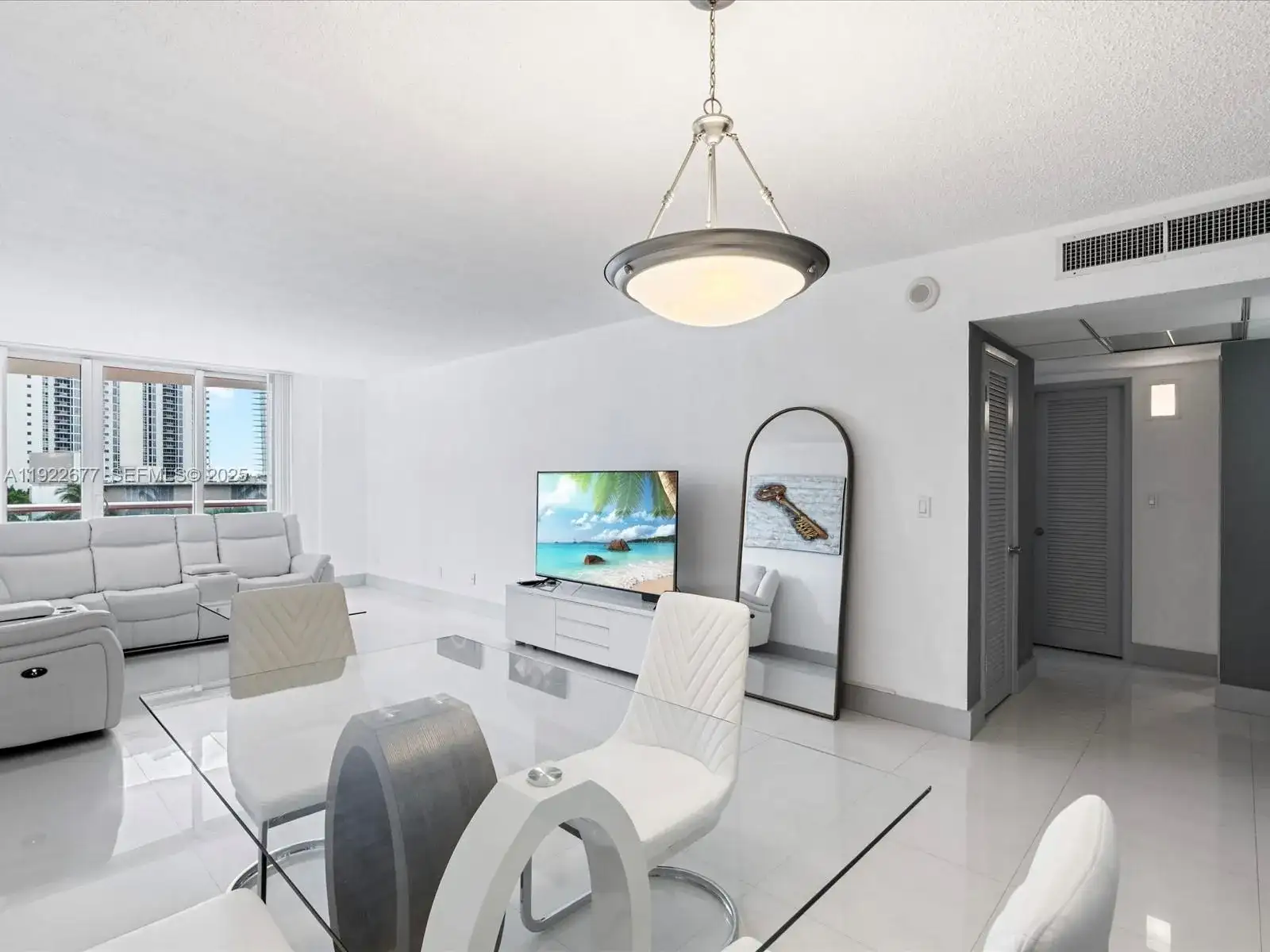 19370 E Collins Ave # 625, Sunny Isles Beach FL 33160 photo 4