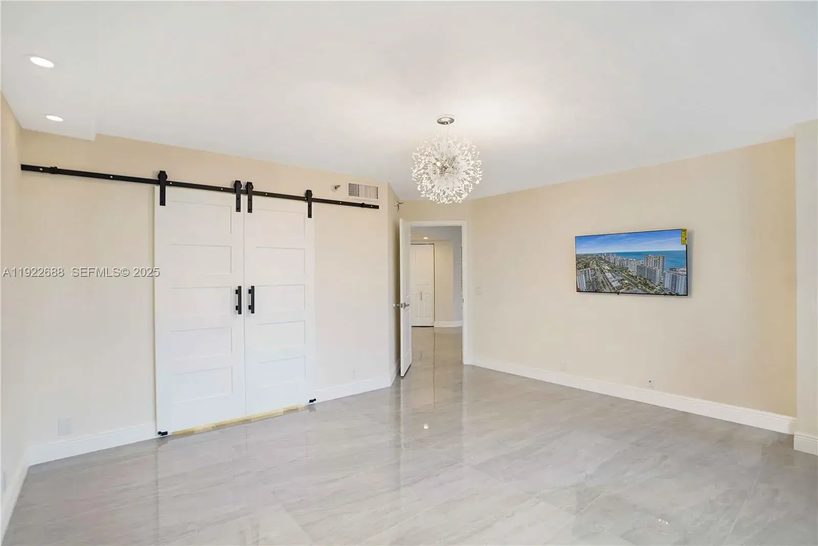 3500 Mystic Pointe Dr # 1206, Aventura FL 33180