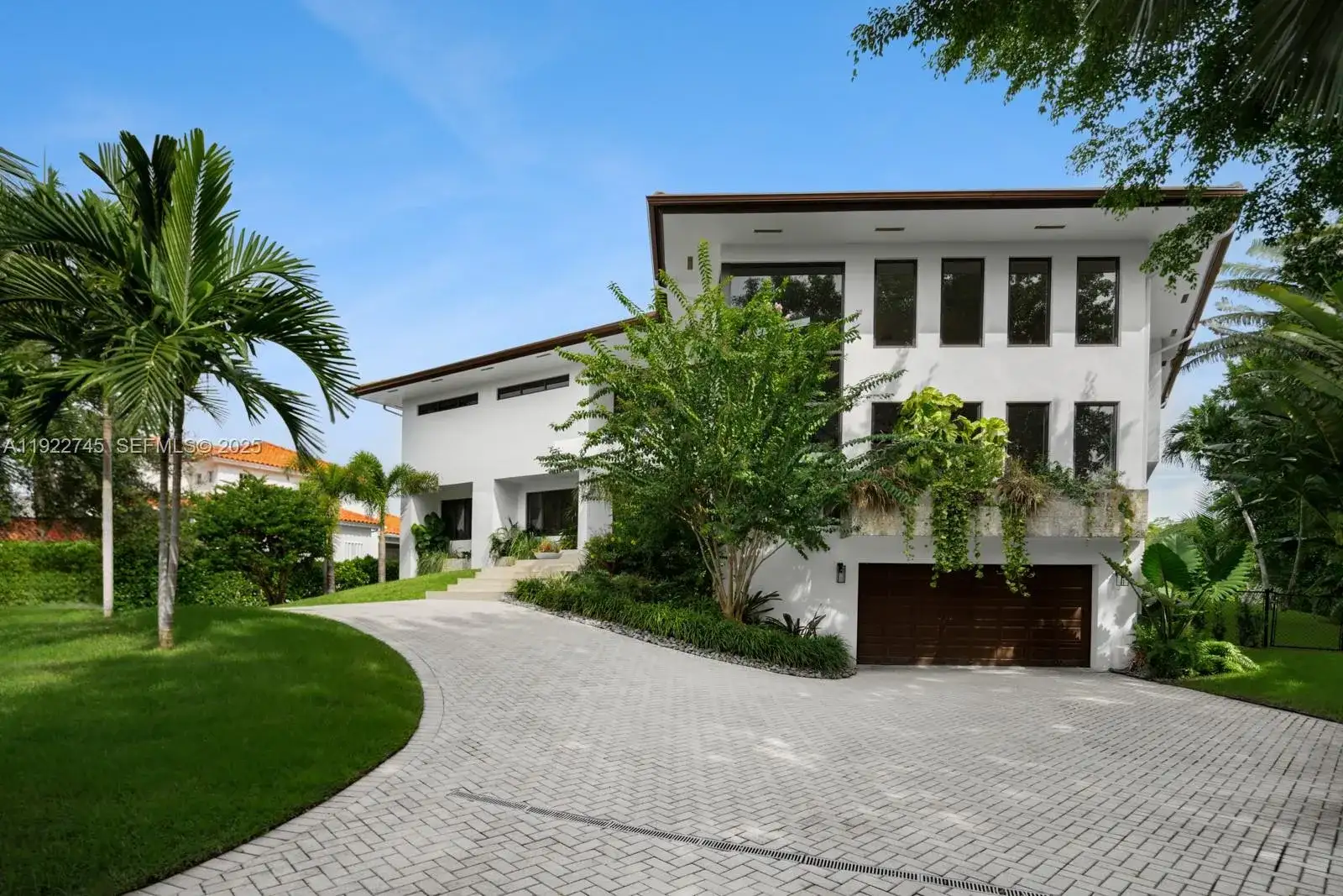 325 Campana Ave, Coral Gables FL 33156 photo 3