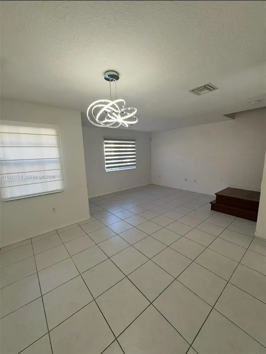 14311 SW 96th St # 304, Miami FL 33186