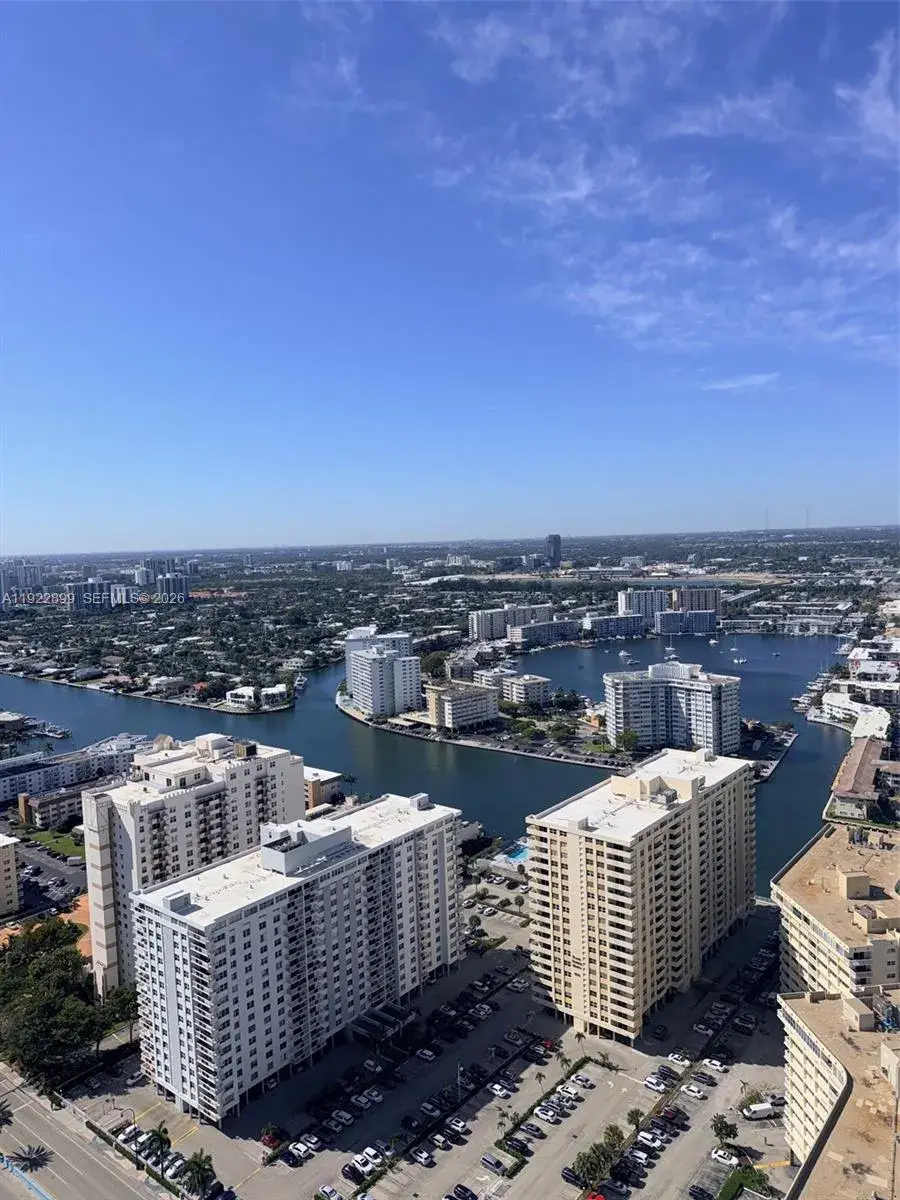 1800 S Ocean Dr, Hallandale Beach FL 33009