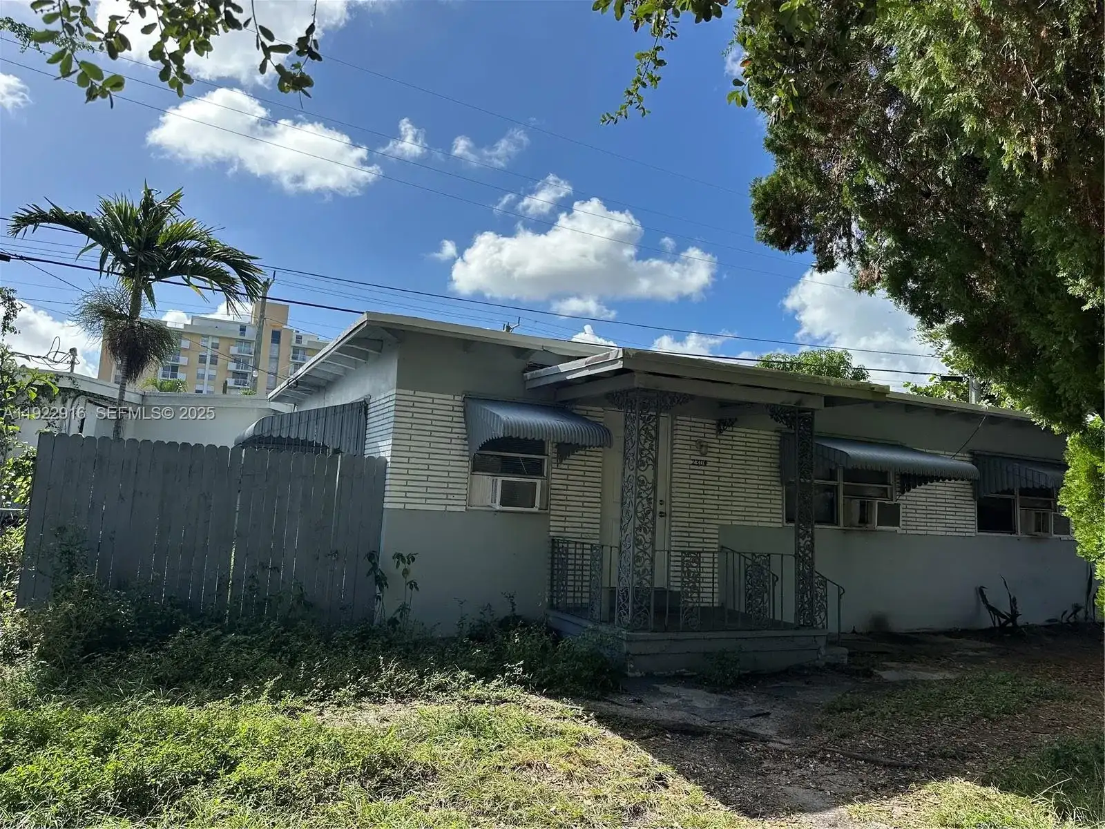 2304 NE 135th Ln, North Miami Beach FL 33181