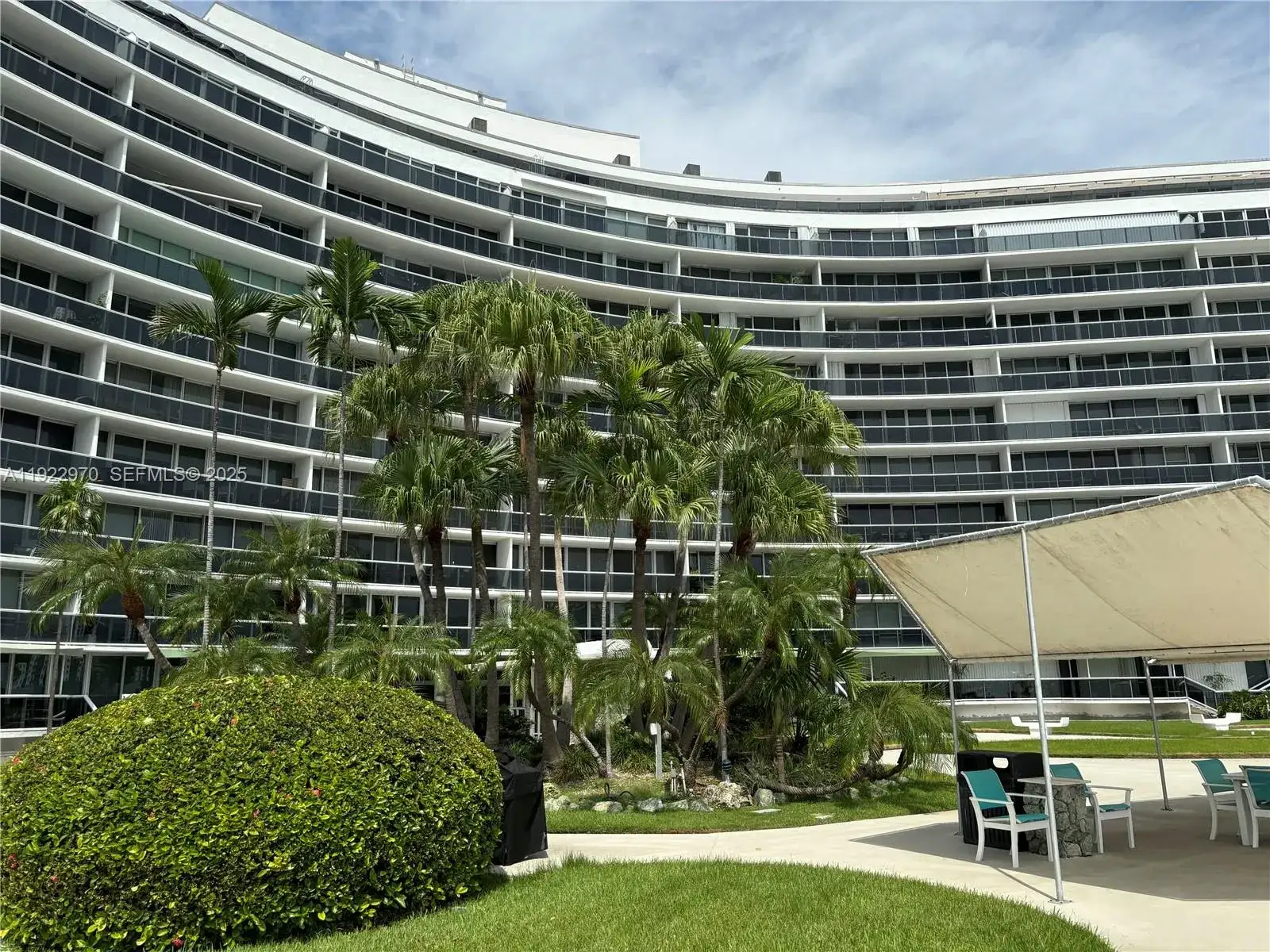 900 BAY DR # 615, Miami Beach FL 33141 photo 2