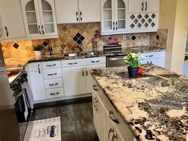 3910 Inverrary Blvd # B, Lauderhill FL 33319 photo 2