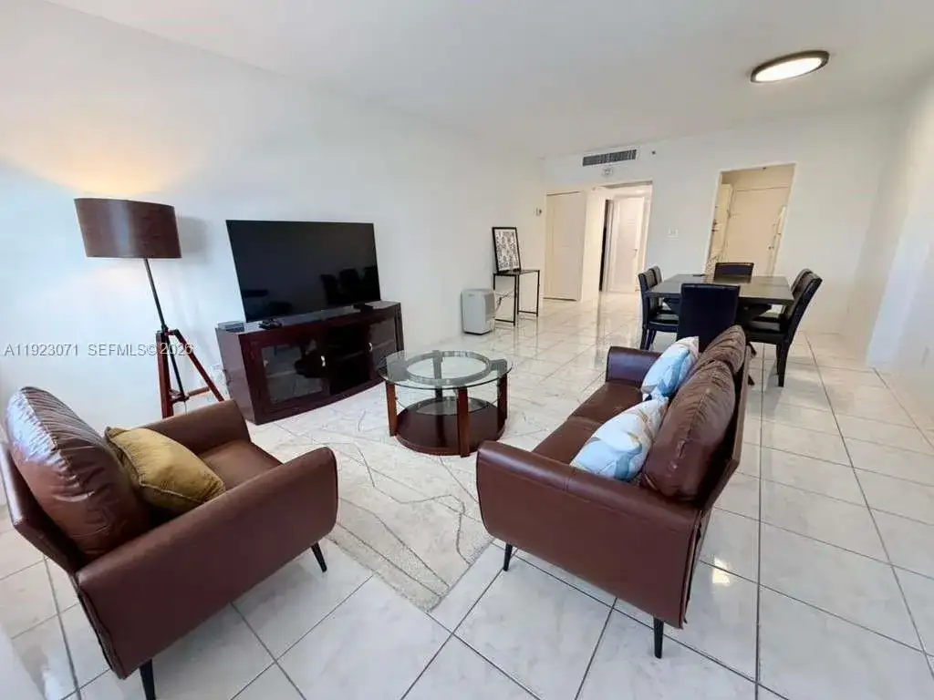 100 Lincoln Rd # 541, Miami Beach FL 33139 photo 3