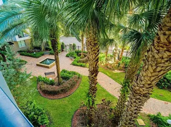 2421 NE 65th St # 309, Fort Lauderdale FL 33308