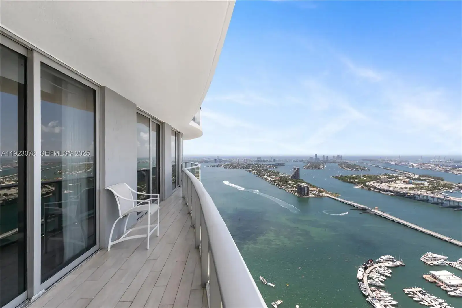 488 NE 18th St # 5012, Miami FL 33132 photo 3