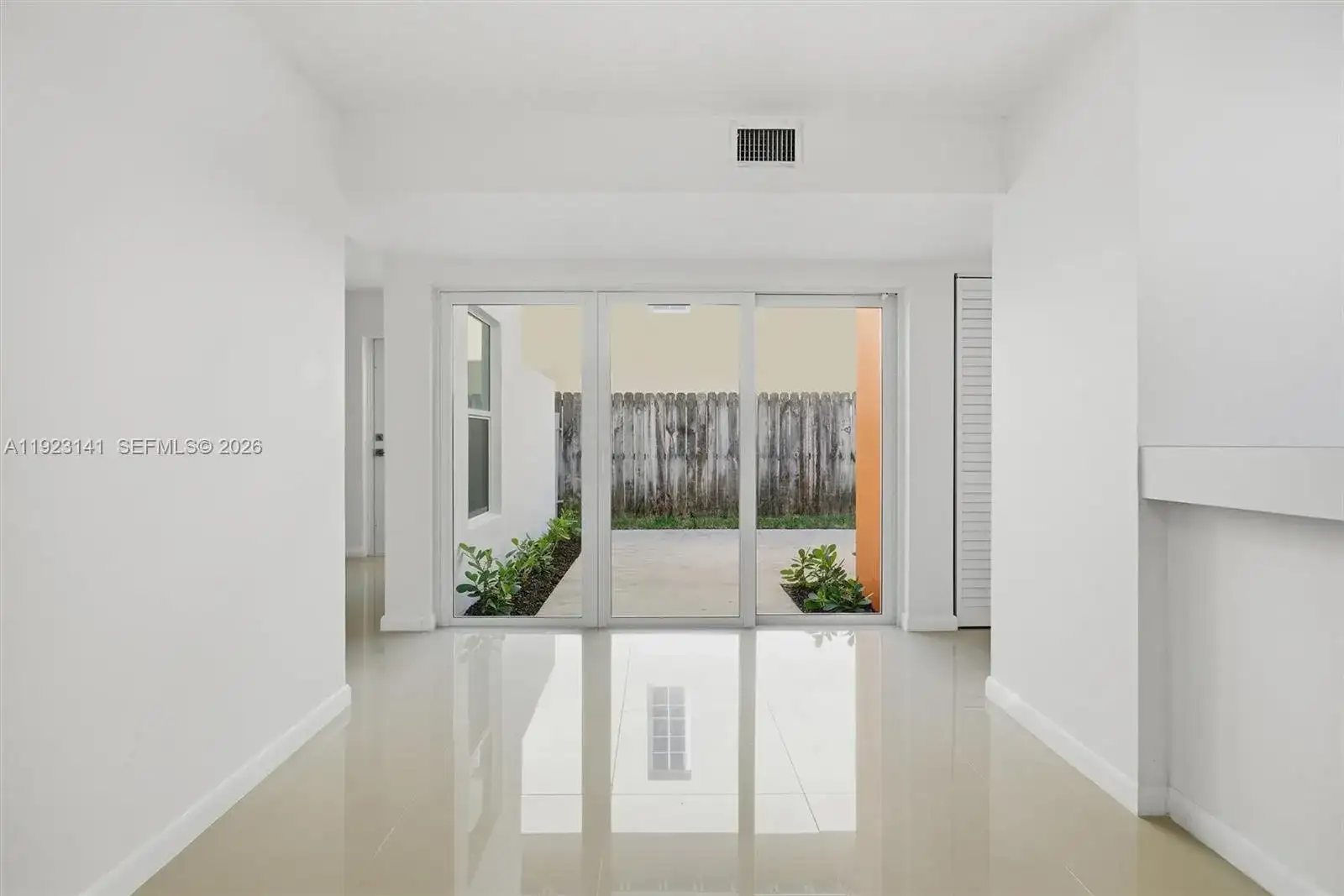 1045 SW 25th Ave, Miami FL 33135 photo 3