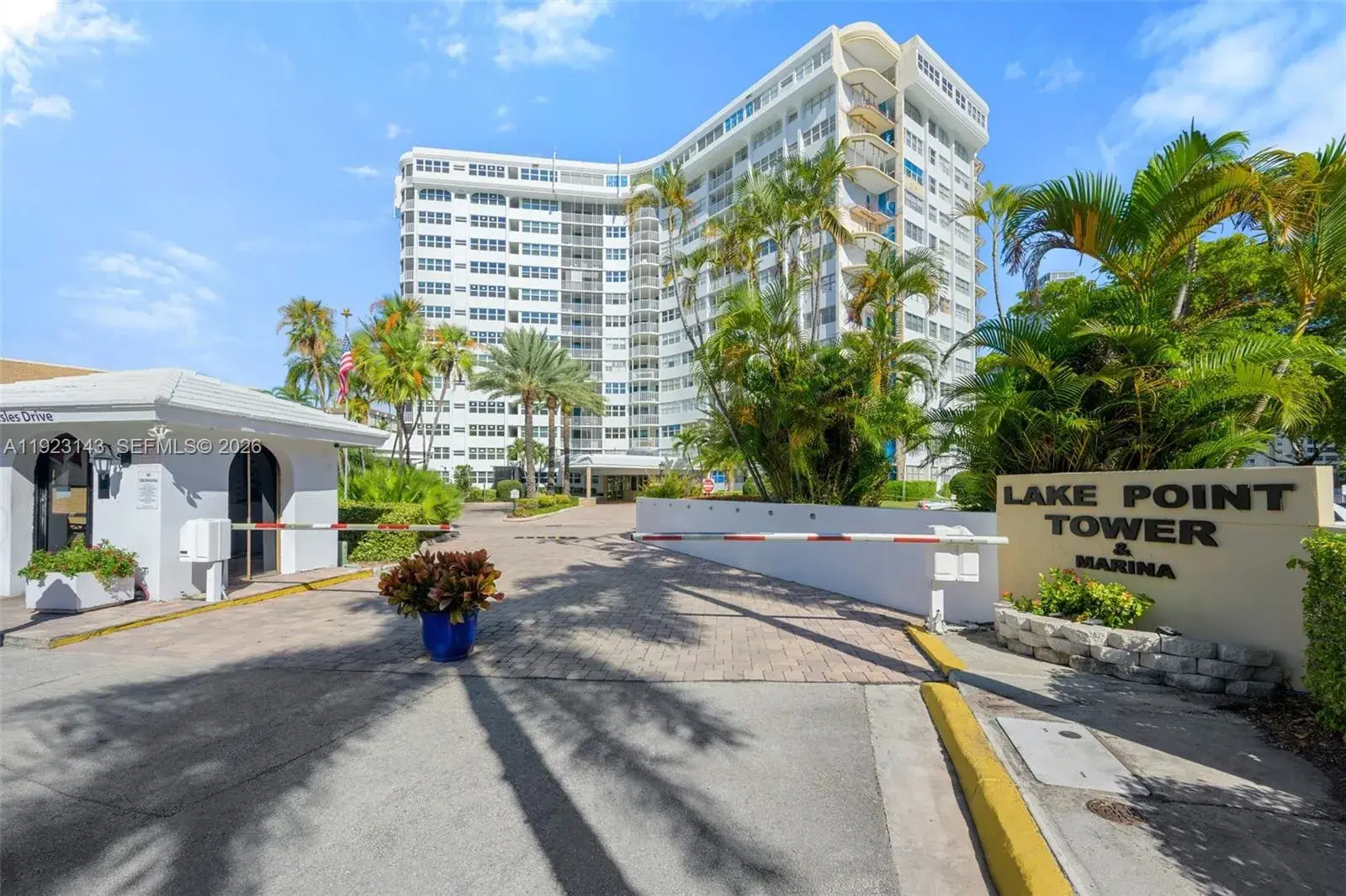 100 Golden Isles Dr # 1109, Hallandale Beach FL 33009